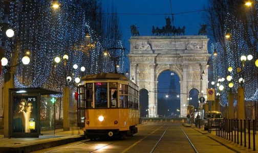 Luci di Natale a Milano - Tram storico